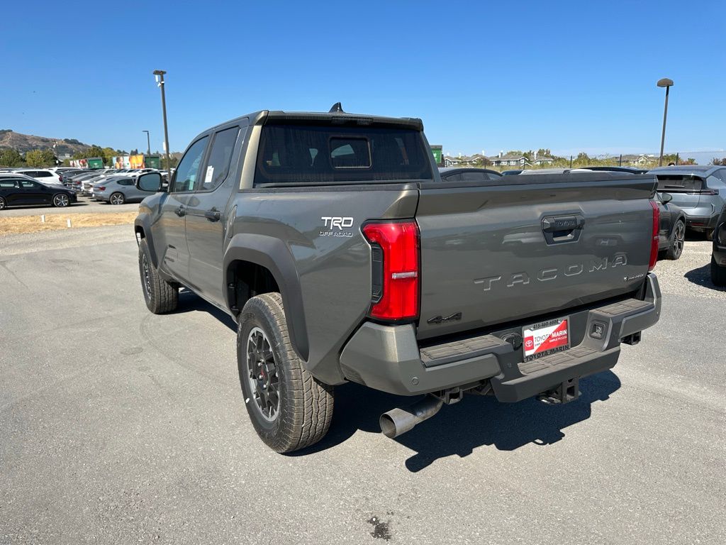 2025 Toyota Tacoma TRD Off-Road Double Cab photo 4