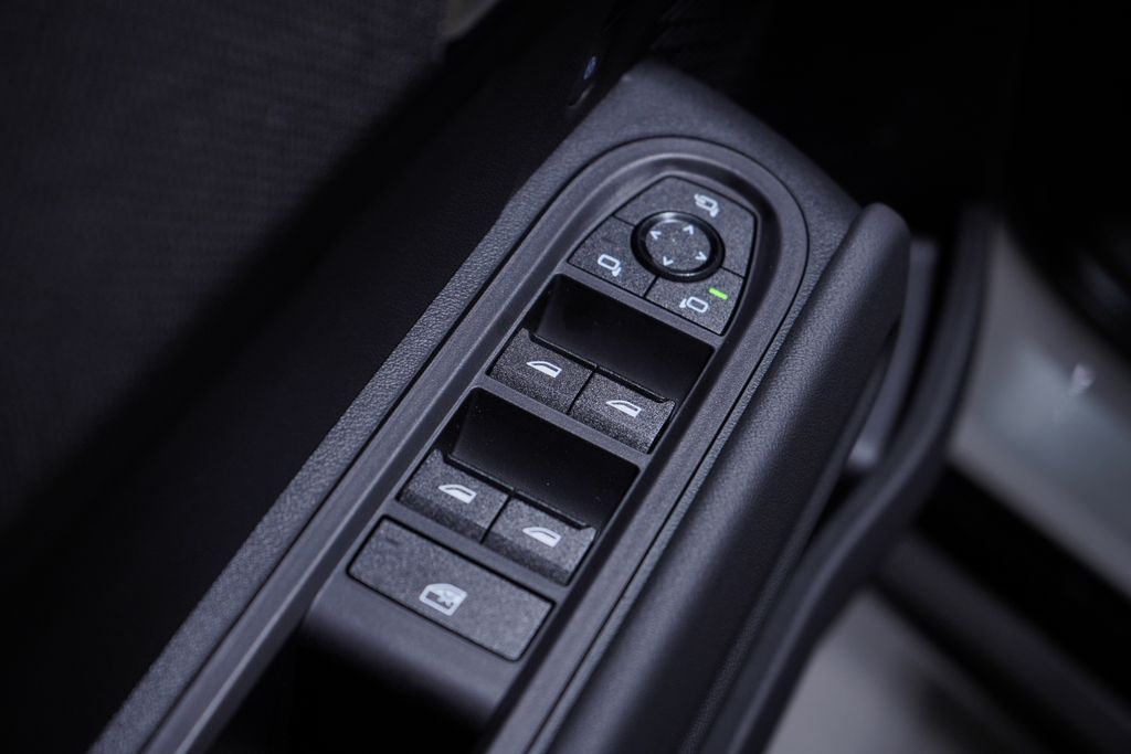 Thumbnail: 2026 MINI Cooper Countryman - 16