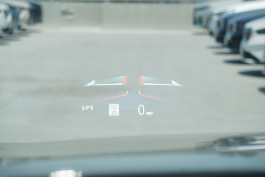 Thumbnail: 2025 BMW 7 Series - 10