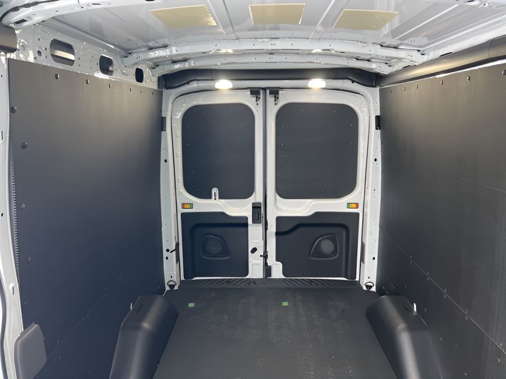 2026 Ford Transit-250