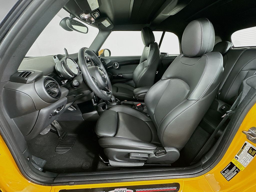 Thumbnail: 2016 MINI Cooper - 19