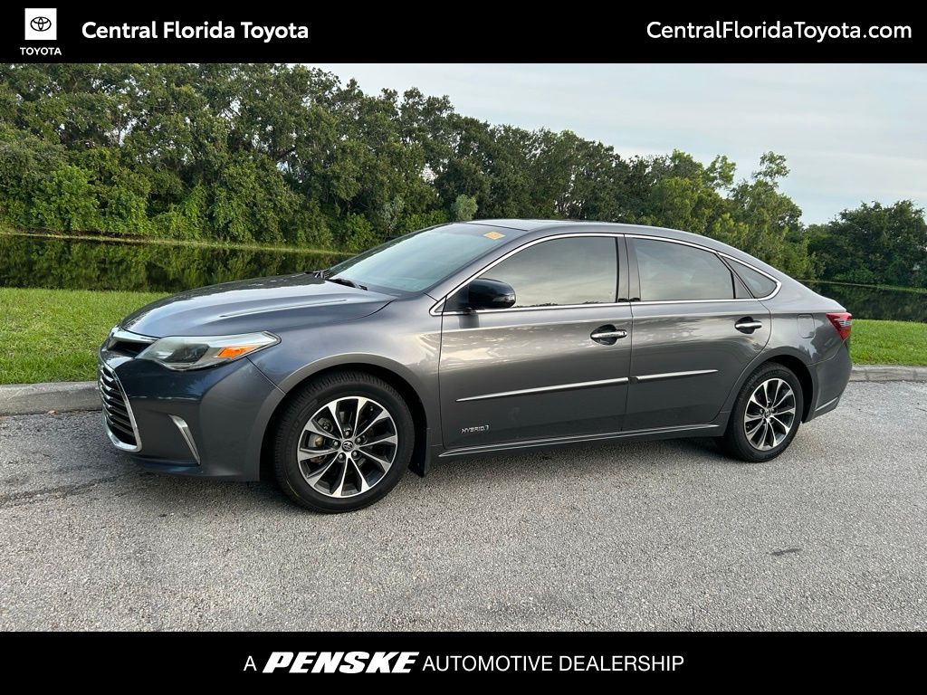 Thumbnail: 2016 Toyota Avalon - 1
