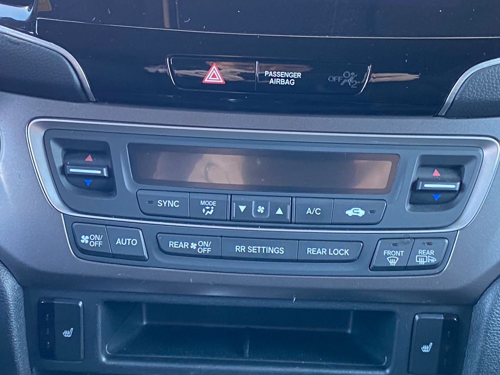 2022 Honda Pilot Sport 17
