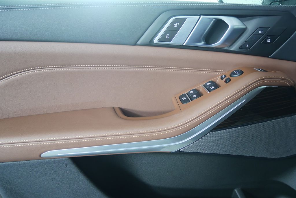 Thumbnail: 2024 BMW X5 - 9
