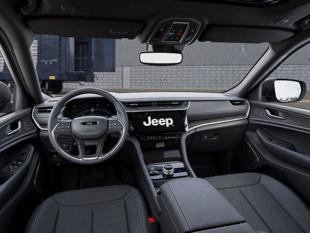 New 2026 Jeep Grand Cherokee SUV