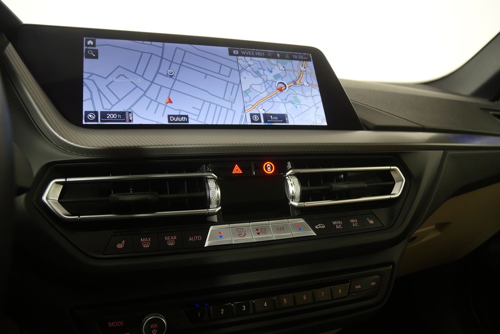 Thumbnail: 2024 BMW 2 Series - 25