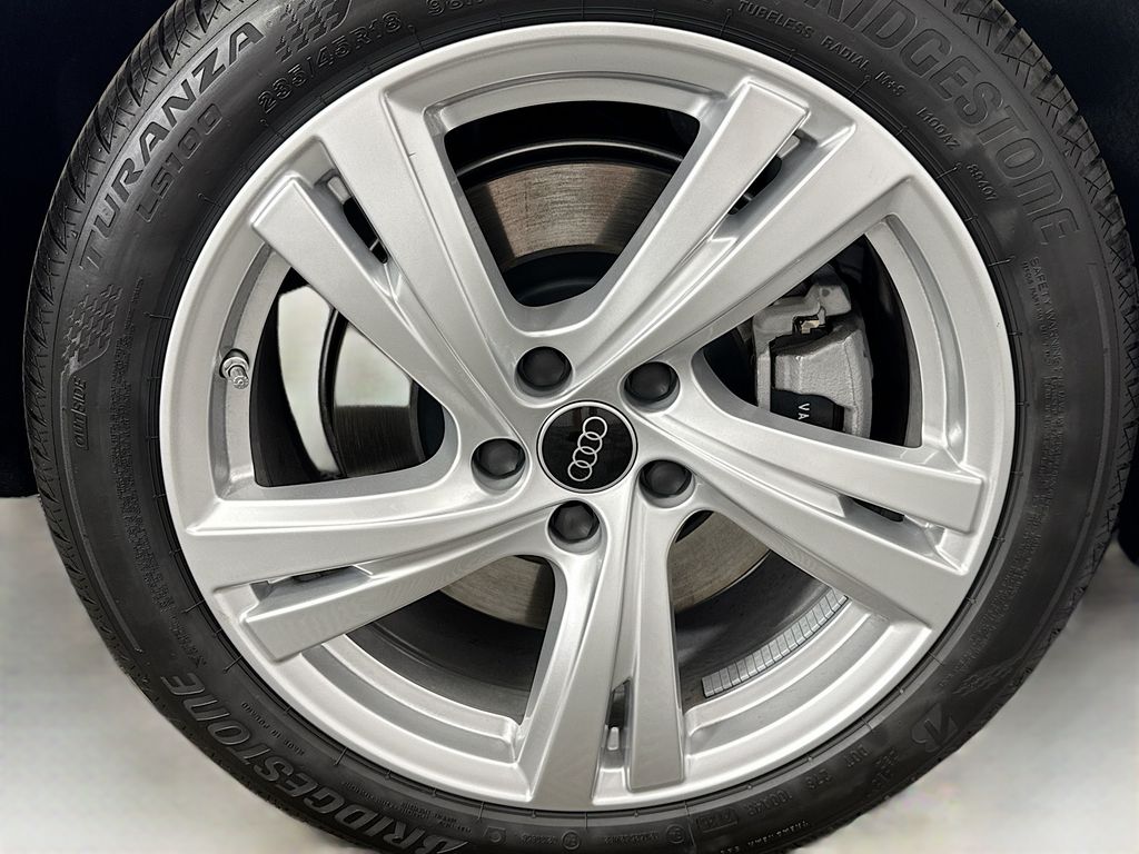 Thumbnail: 2025 Audi A5 - 32