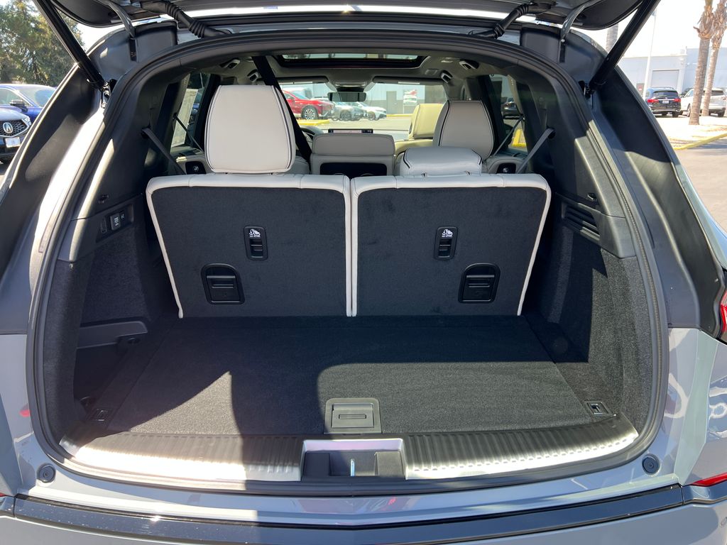 2025 Acura MDX Advance 24