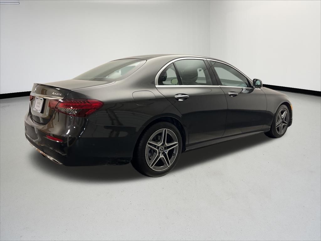 Thumbnail: 2023 Mercedes-Benz E-Class - 5