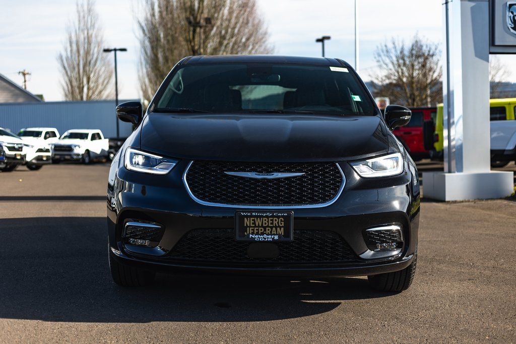 2026 Chrysler Pacifica Select thumbnail 5