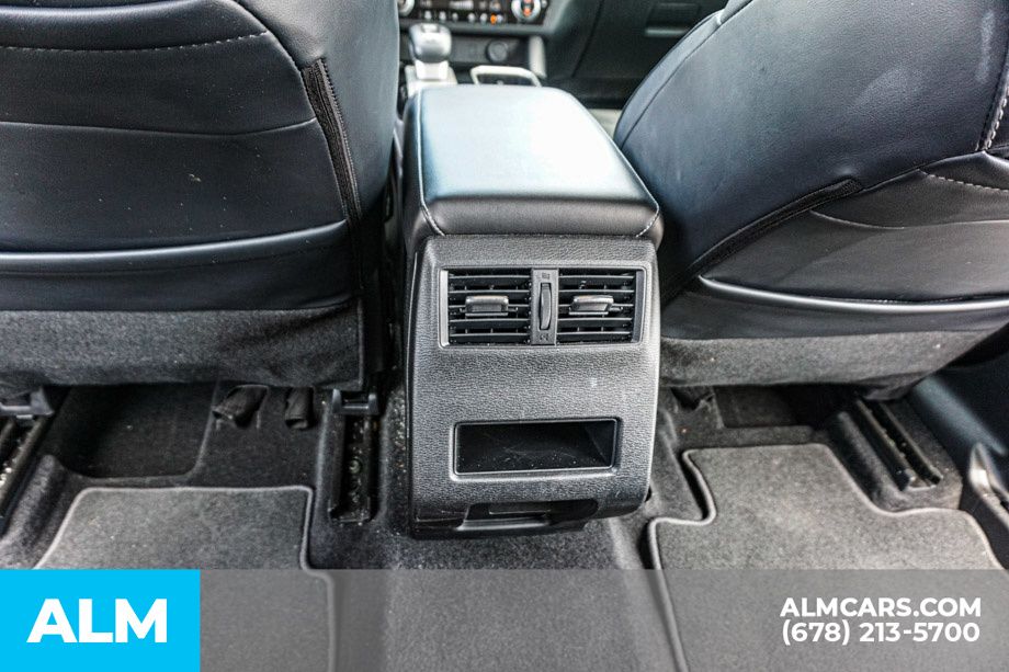 Used 2025 Red Mitsubishi SE image 33