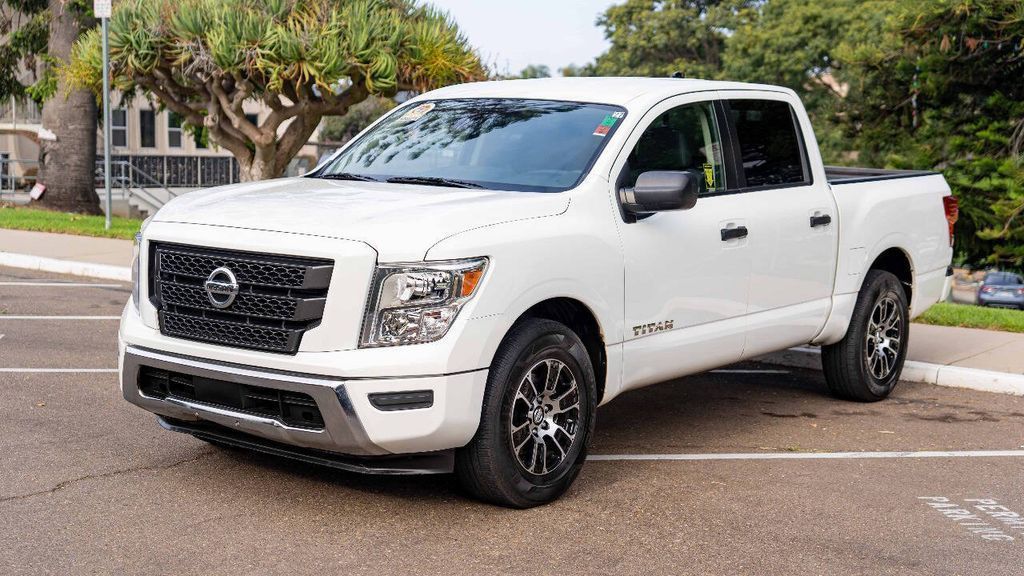 Used 2022 Nissan Titan SV 4D Crew Cab