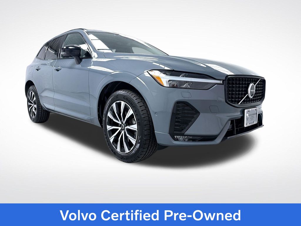 Gray Metallic 2024 Volvo XC60 B5 Plus Dark Theme AWD SUV / Crossover All-Wheel Drive Automatic