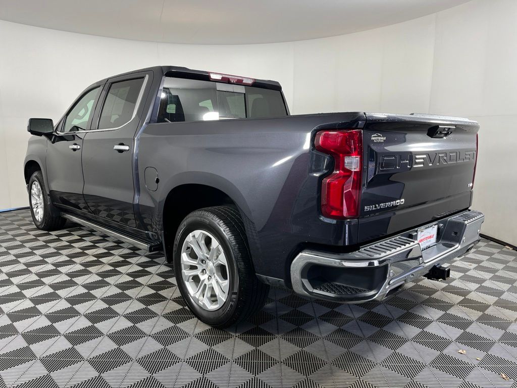 Thumbnail: 2023 Chevrolet Silverado 1500 - 3