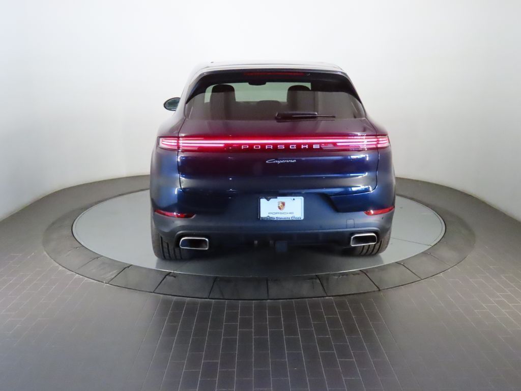 Thumbnail: 2026 Porsche Cayenne - 6