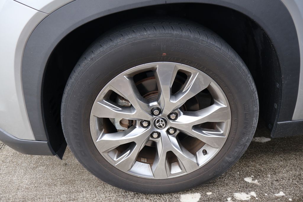 Thumbnail: 2024 Toyota Grand Highlander - 4