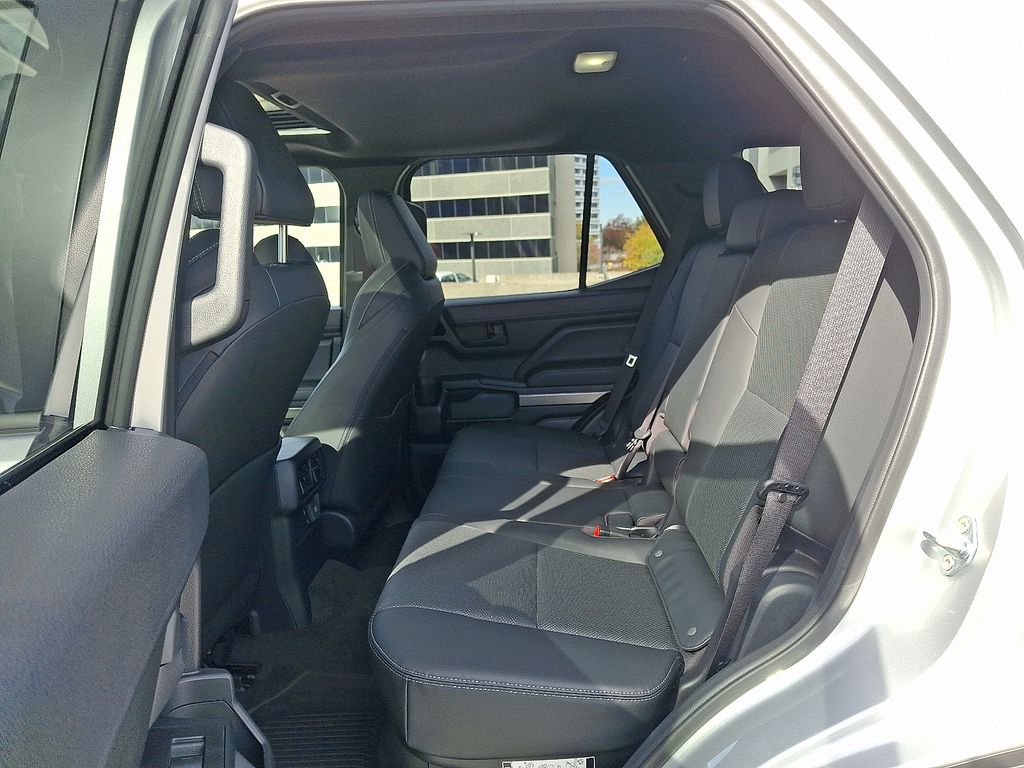 Thumbnail: 2025 Toyota 4Runner - 13