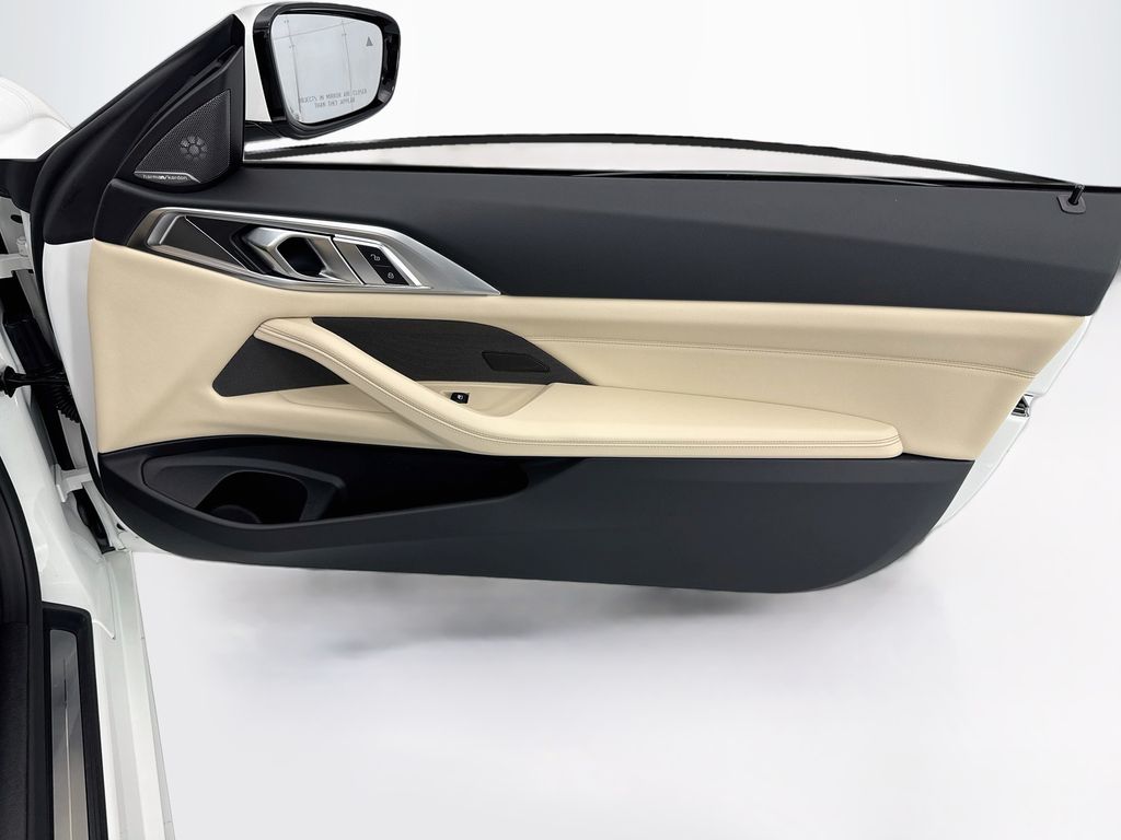 Thumbnail: 2027 BMW 4 Series - 31