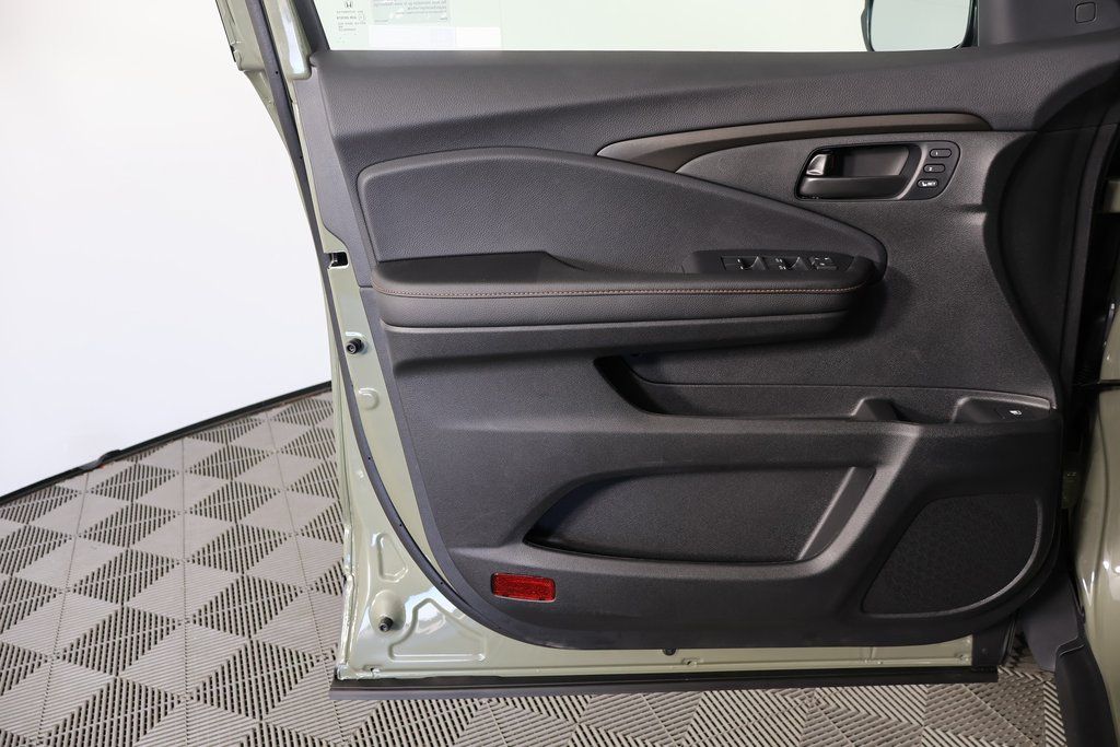 Thumbnail: 2026 Honda Ridgeline - 7