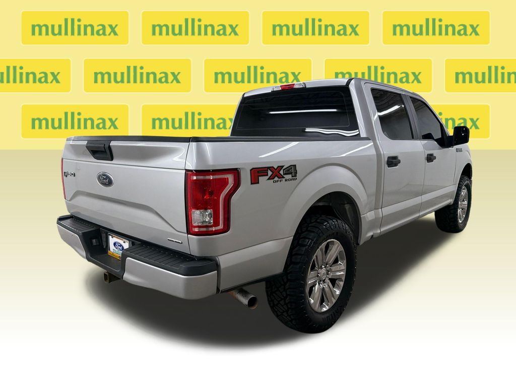 Used 2015 Silver Ford XL image 3