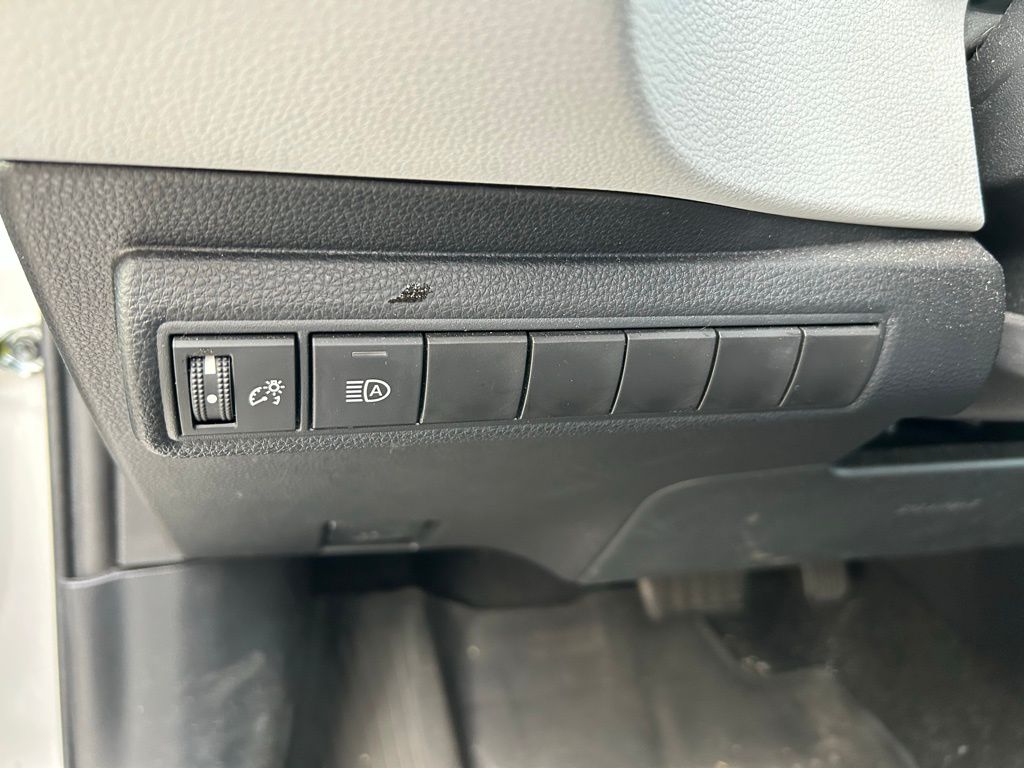 Thumbnail: 2023 Toyota Corolla - 17