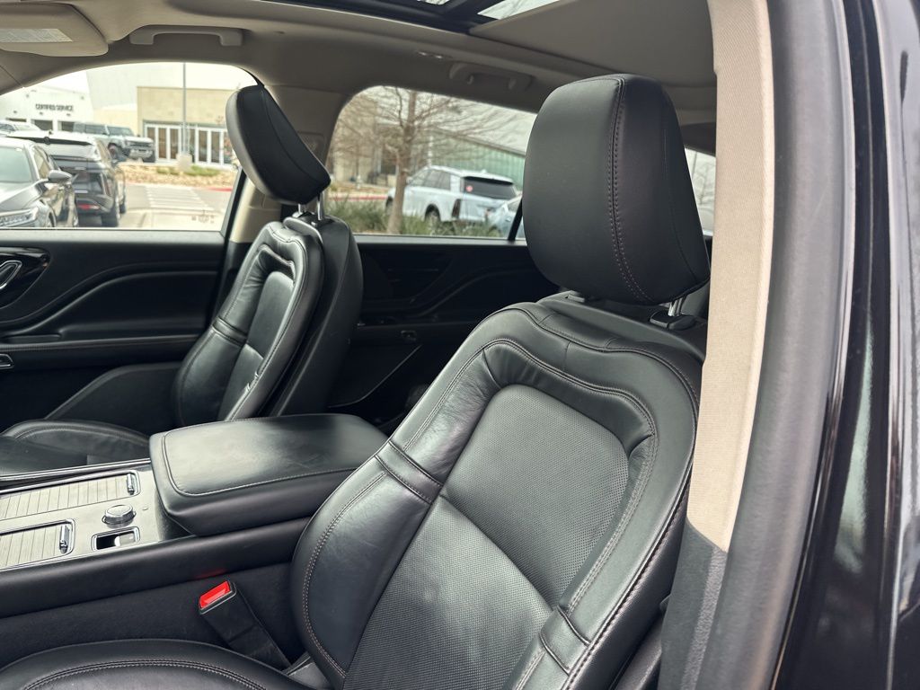 Used Car 2022 Lincoln Aviator  Reserve For Sale Under $40,000 In Austin, Texas