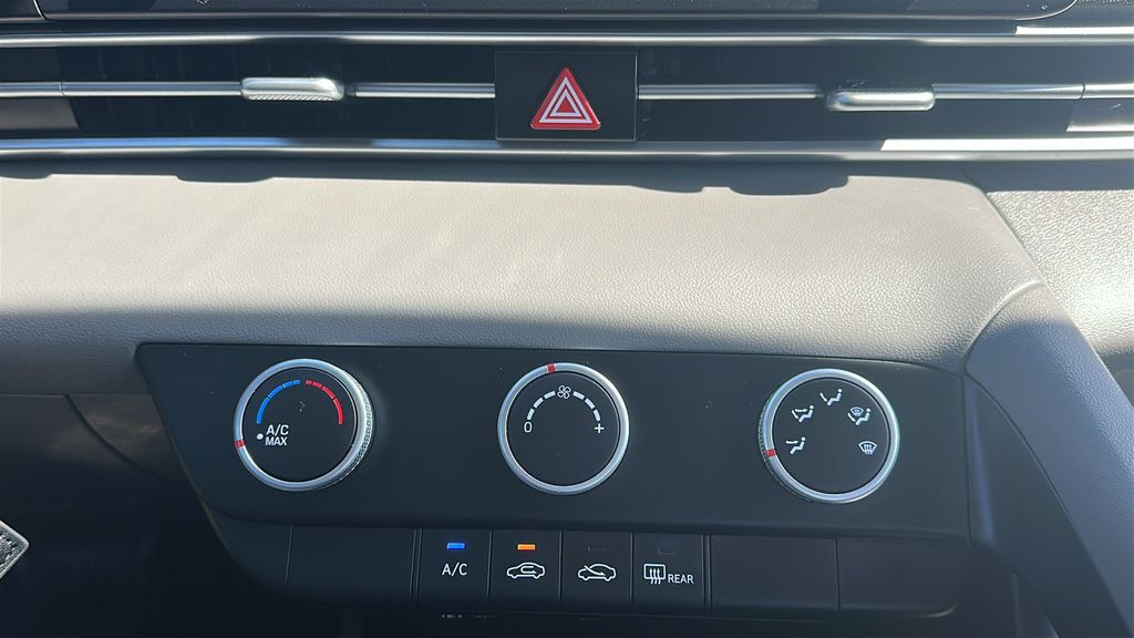 2024 Hyundai Elantra SE White at Classic Elite Chevrolet Sugar Land
