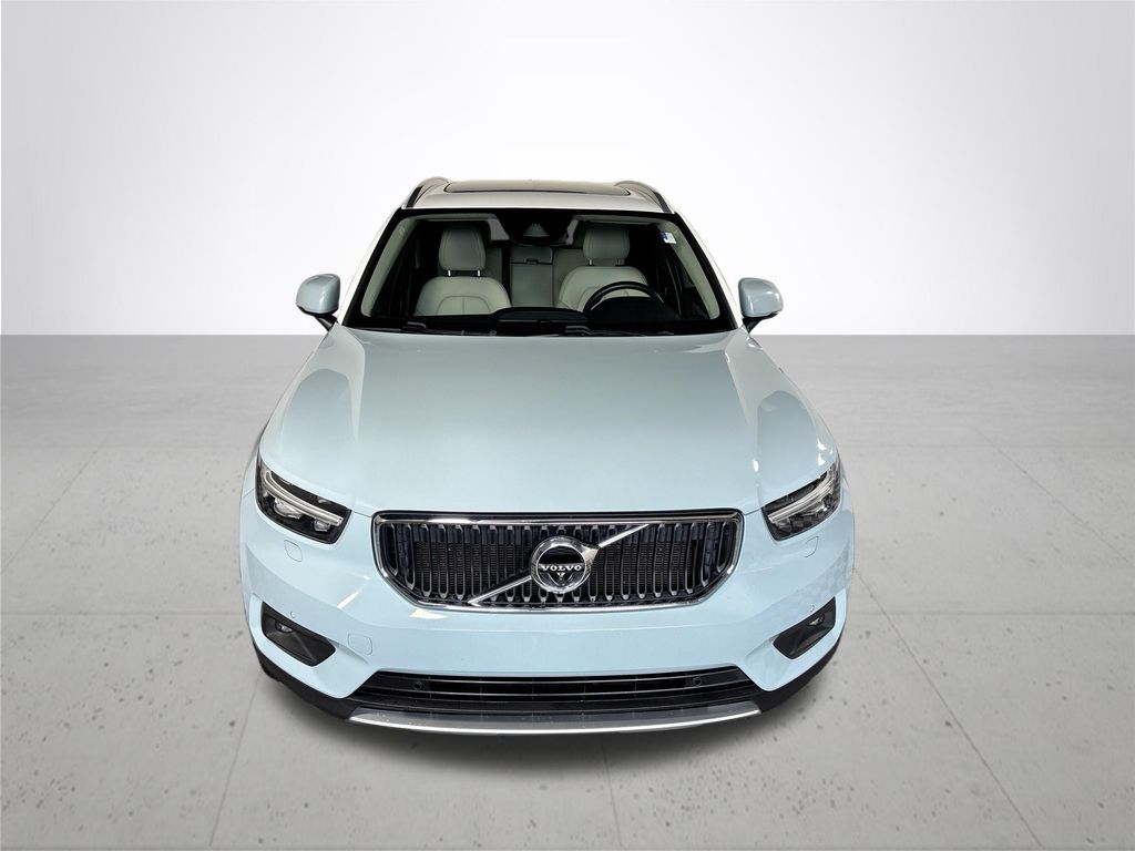 2019 Volvo XC40 Momentum