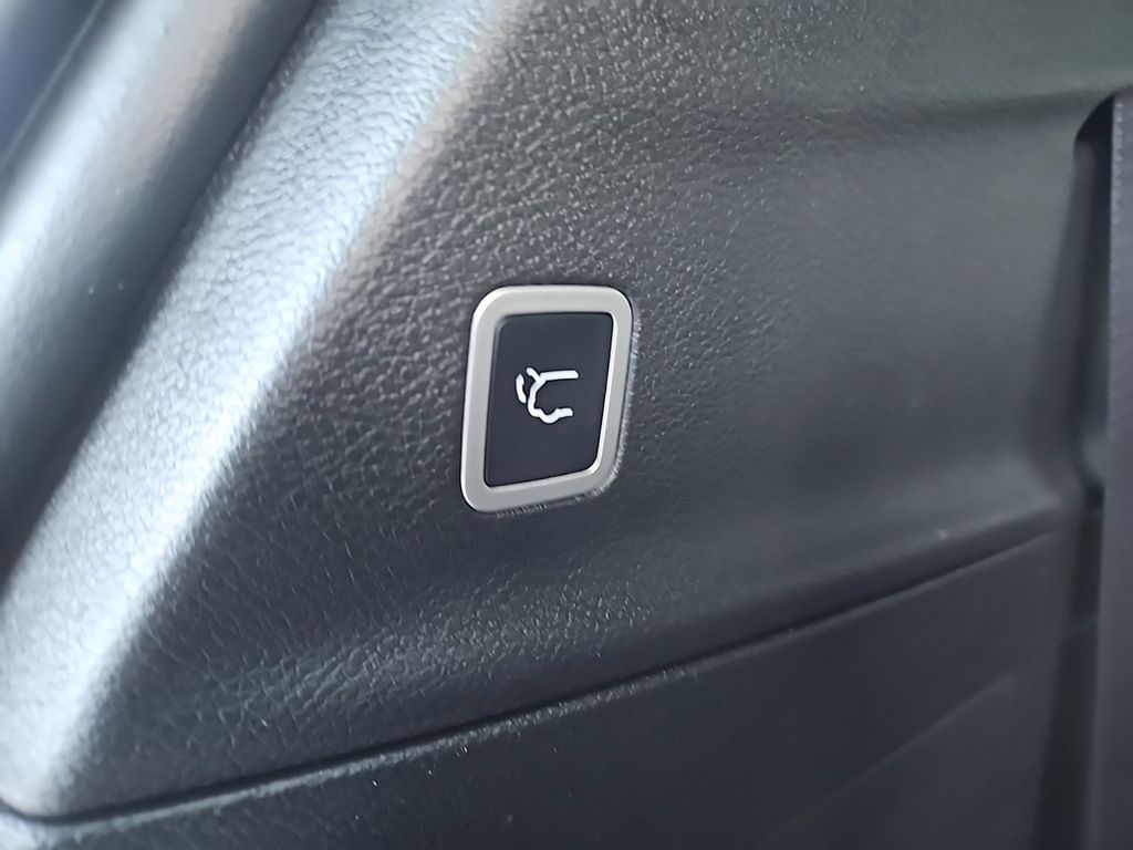 2025 Chrysler Pacifica  photo