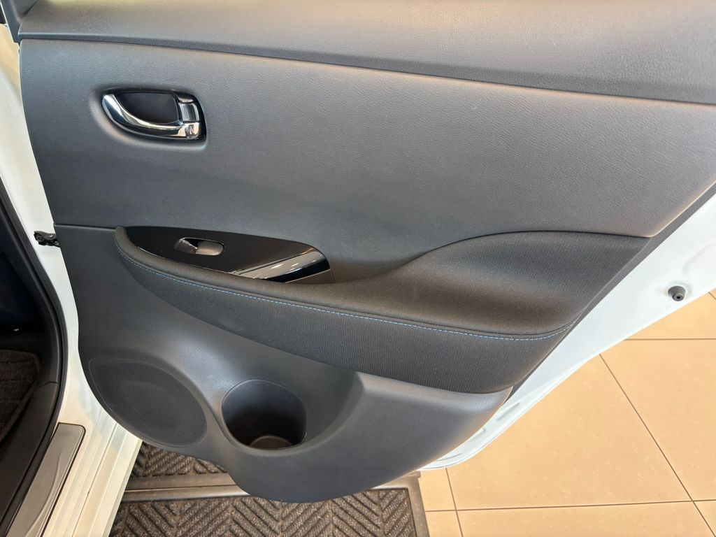 2024 Nissan Leaf SV Plus