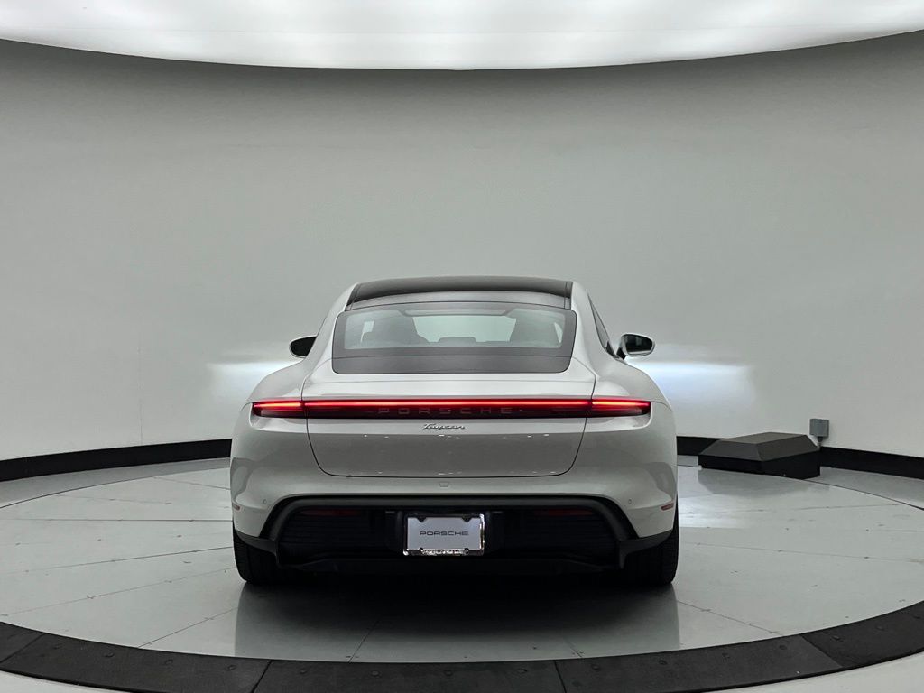 Thumbnail: 2023 Porsche Taycan - 10