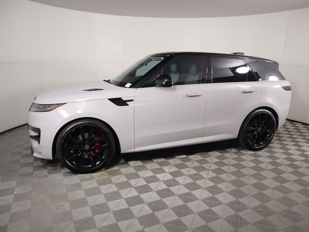 Thumbnail: 2025 Land Rover Range Rover Sport - 8