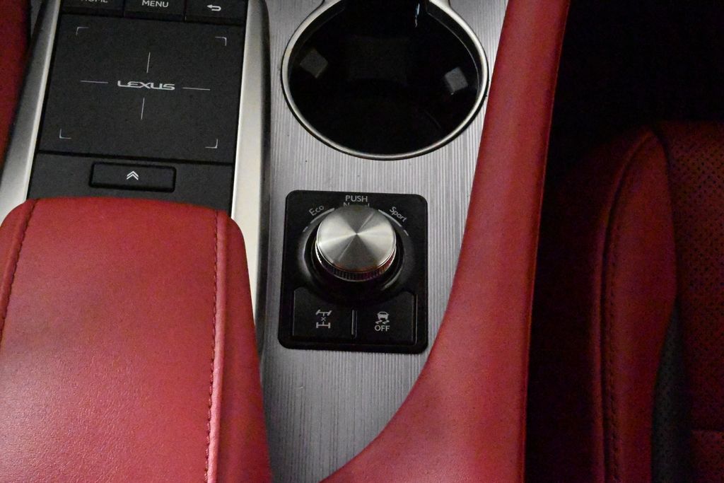 2022 Lexus RX 350 Sport Handling 27