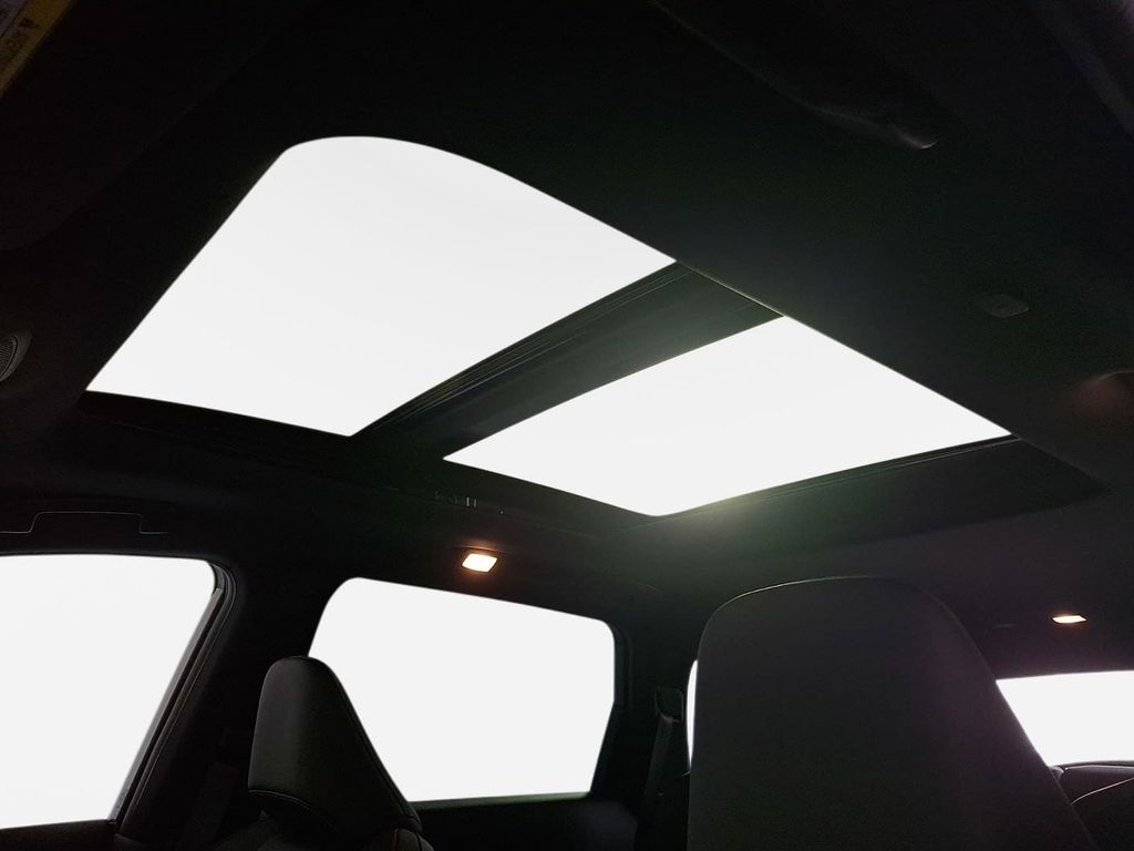 New 2027 Graphite Shadow INFINITI SPORT image 13