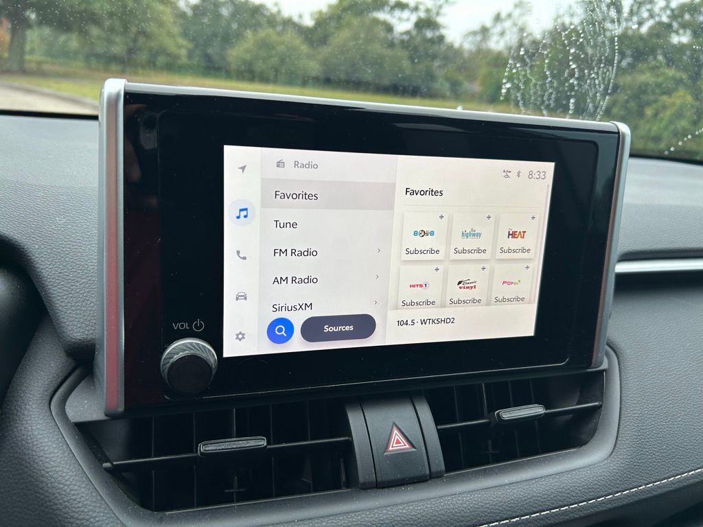 Thumbnail: 2023 Toyota RAV4 - 24