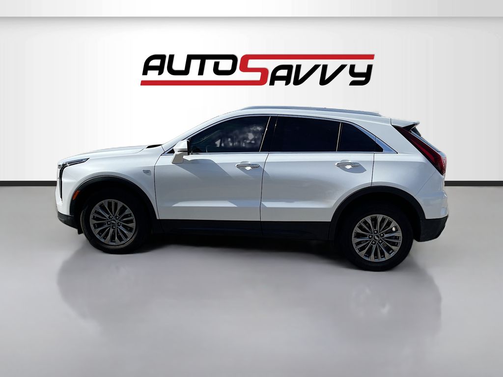 Used 2024 White Cadillac Premium Luxury image 4
