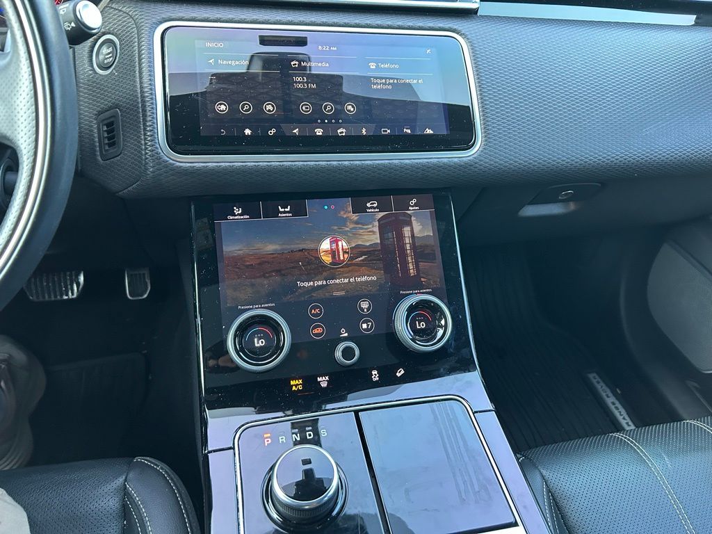 Thumbnail: 2020 Land Rover Range Rover Velar - 20