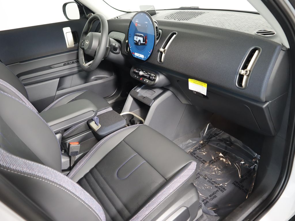 Thumbnail: 2025 MINI Cooper Countryman - 17