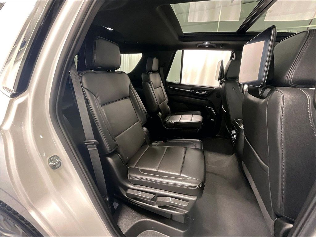 2024 GMC Yukon — photo 16