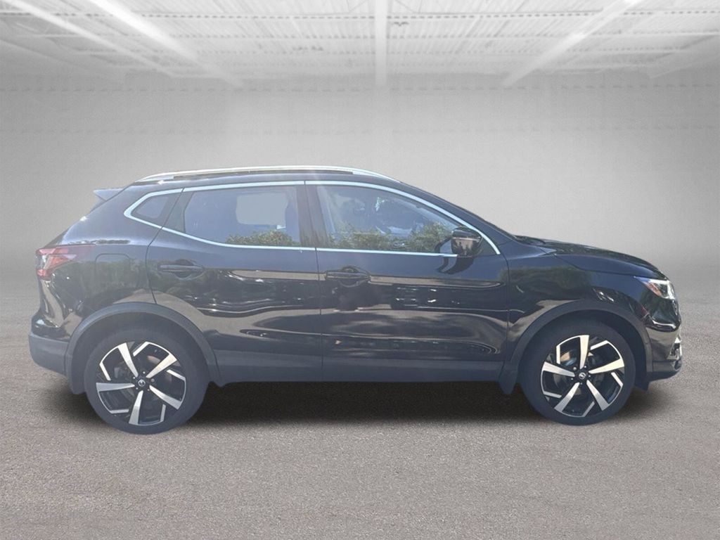 2020 Nissan Rogue Sport SL Black at Bob Ruth Ford