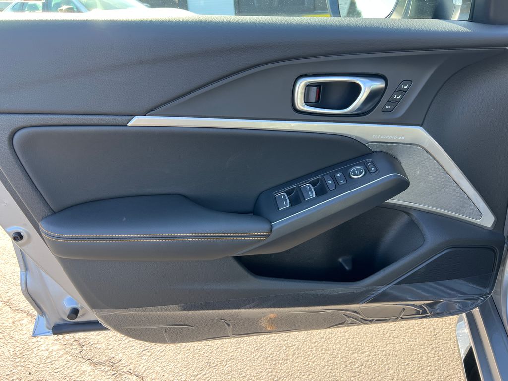 Thumbnail: 2026 Acura Integra - 12