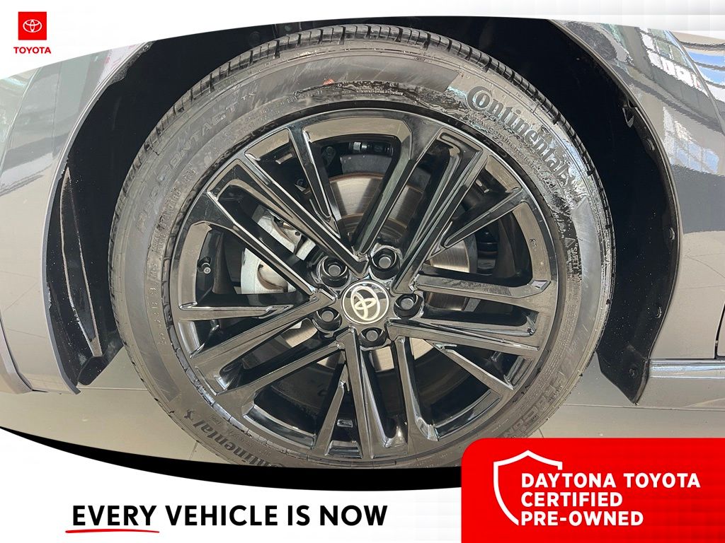 Used 2025 Toyota Camry Sedan
