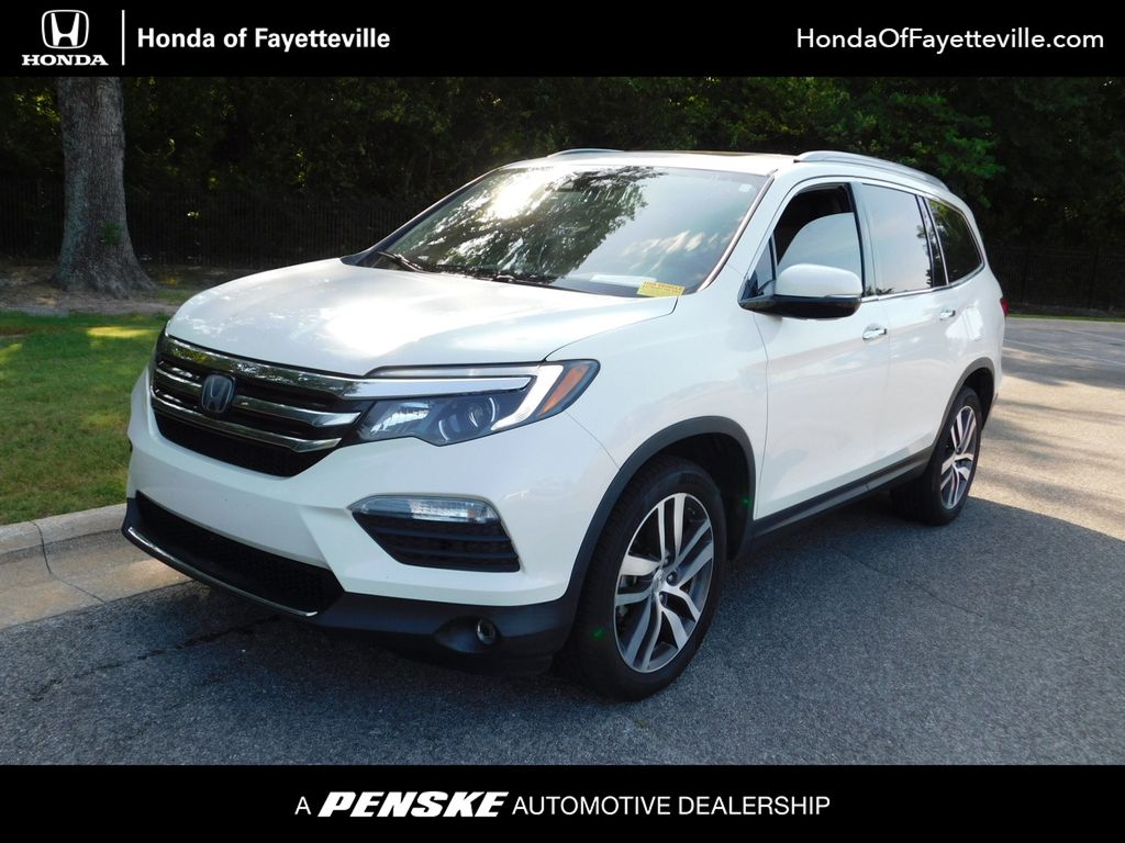 2017 Honda Pilot Elite -
                  Fayetteville, AR
