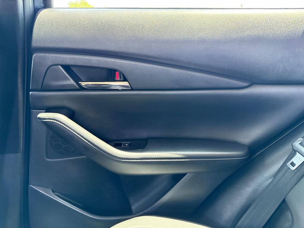 2022 Mazda CX-30 2.5 S Preferred Package photo