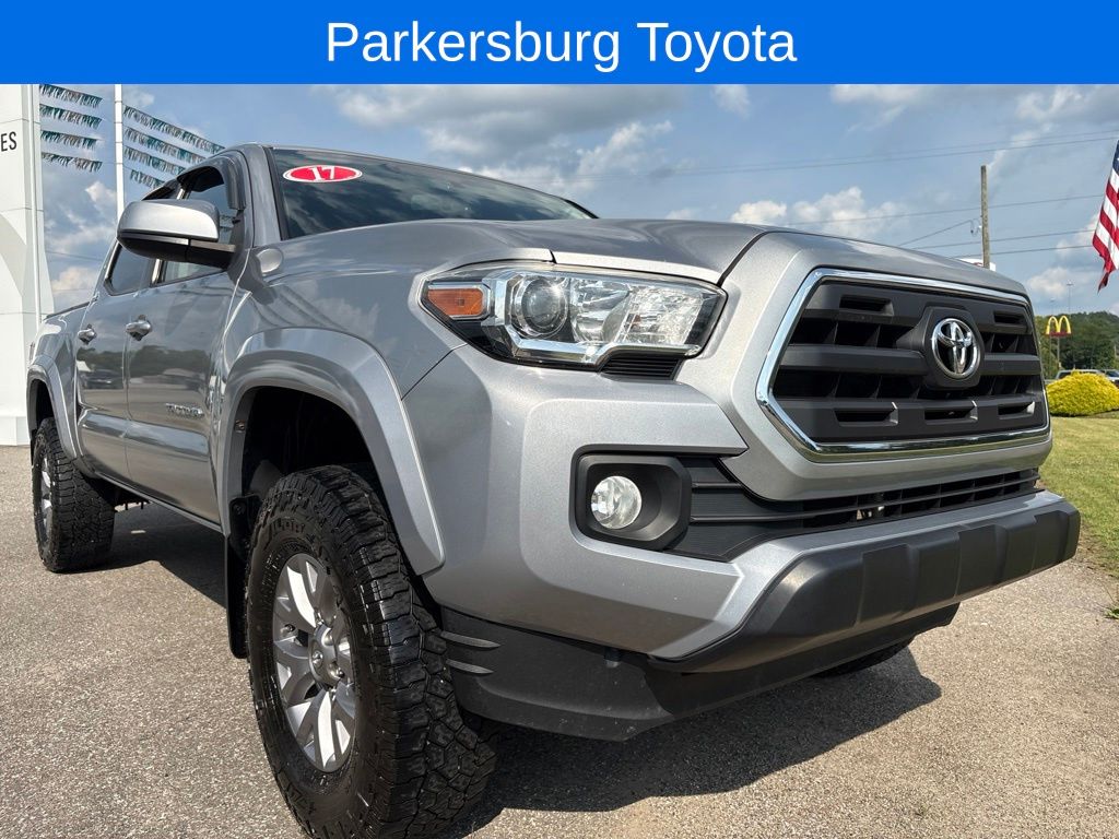 2017 Toyota Tacoma SR5 V6 Double Cab 4WD
