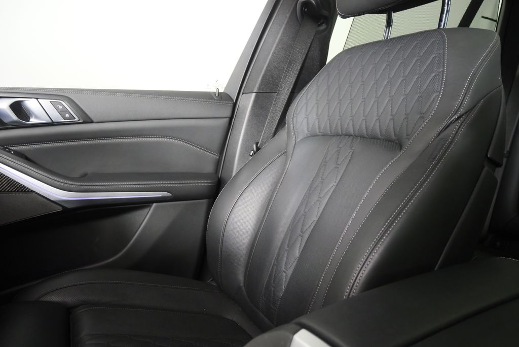 Thumbnail: 2023 BMW X5 - 23