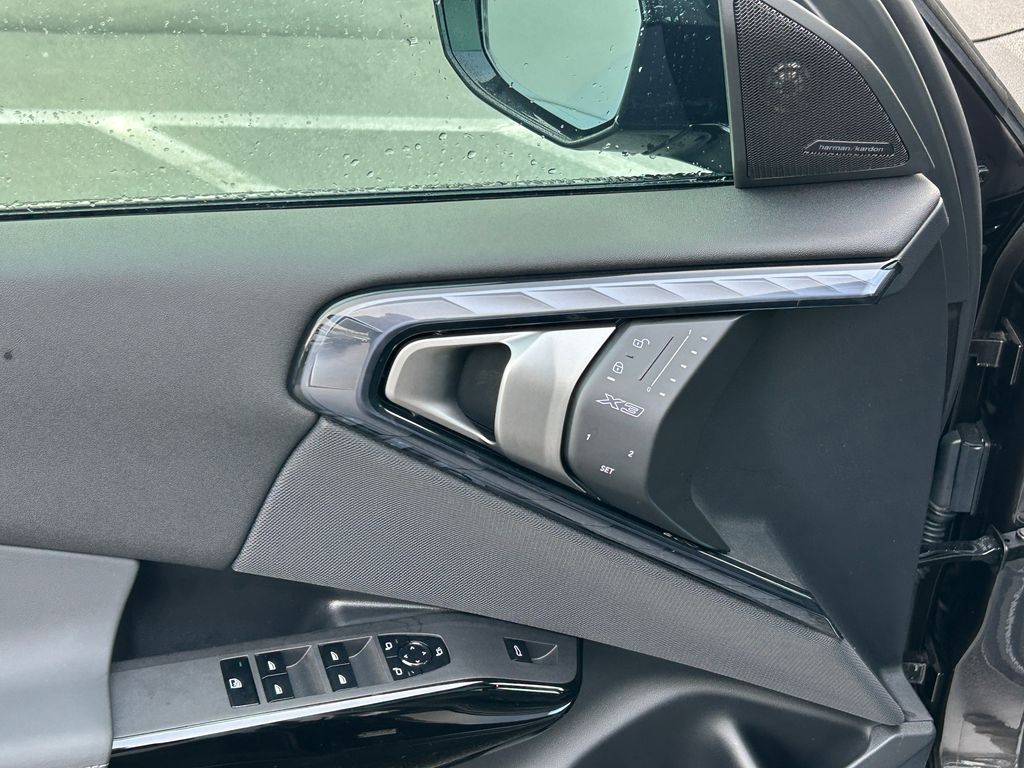 Thumbnail: 2026 BMW X3 - 12