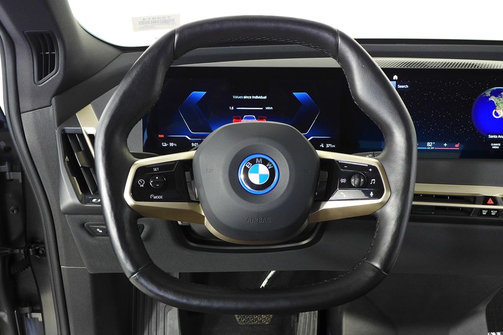 Thumbnail: 2023 BMW iX - 26