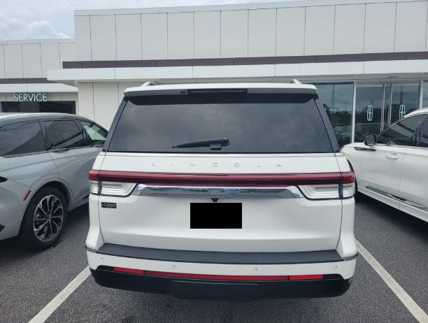 2023 Lincoln Navigator Reserve L