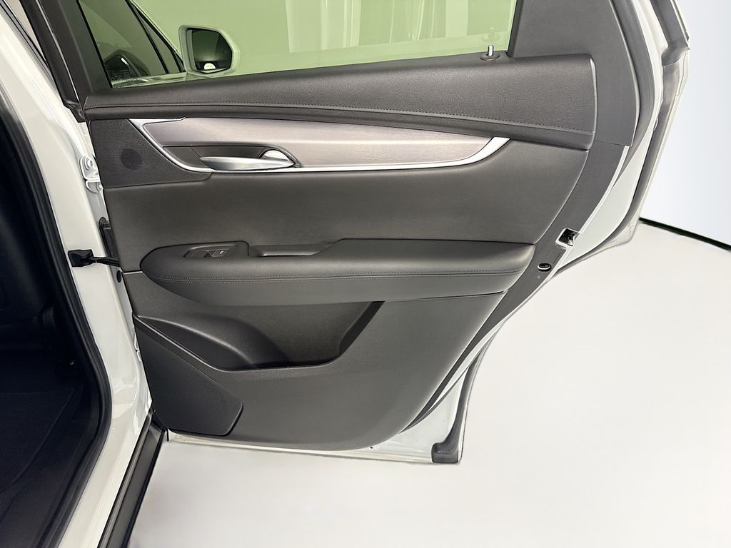 Thumbnail: 2019 Cadillac XT5 - 27